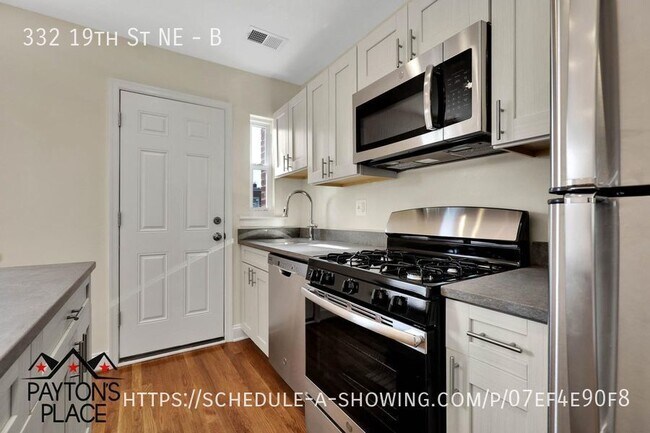 Building Photo - 332 19th St NE