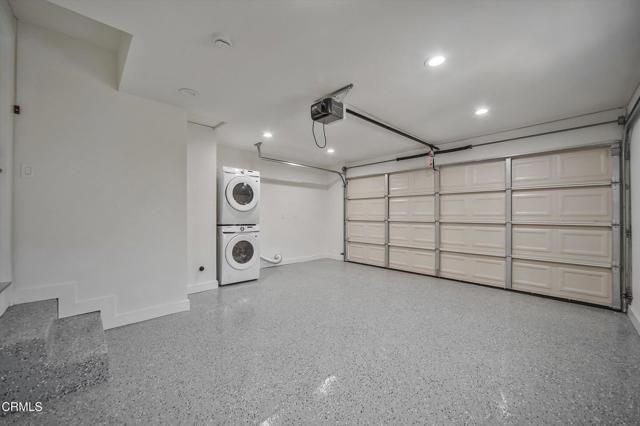 Building Photo - 838 Highland Ave