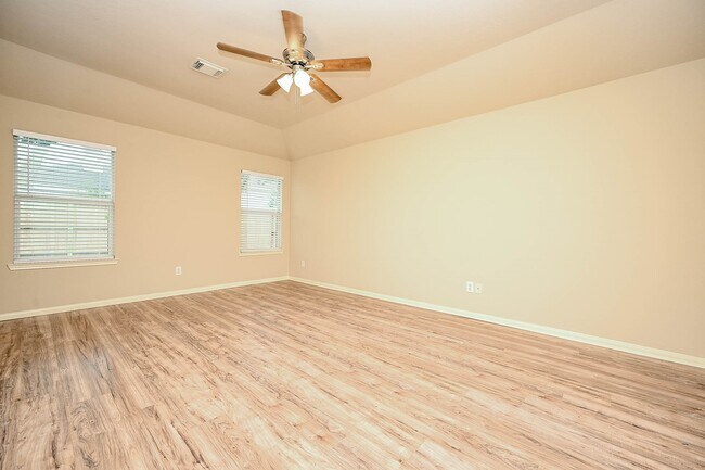 Building Photo - 18518 Shadow Line Ct