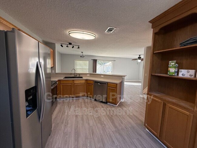 Building Photo - 1865B Green Springs Cir