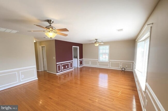 Building Photo - 42802 Higgs Ln