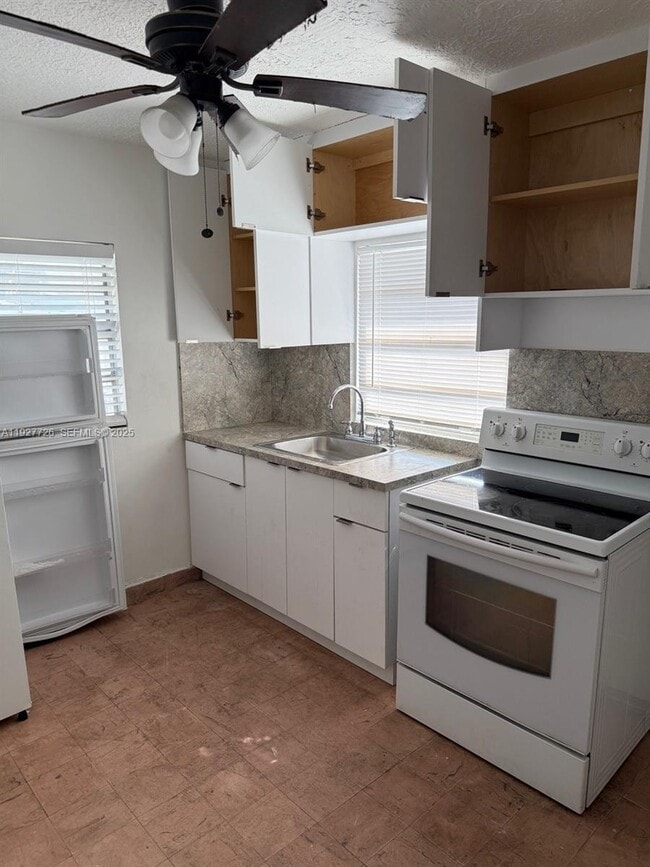 Building Photo - 2978 NW 28th St