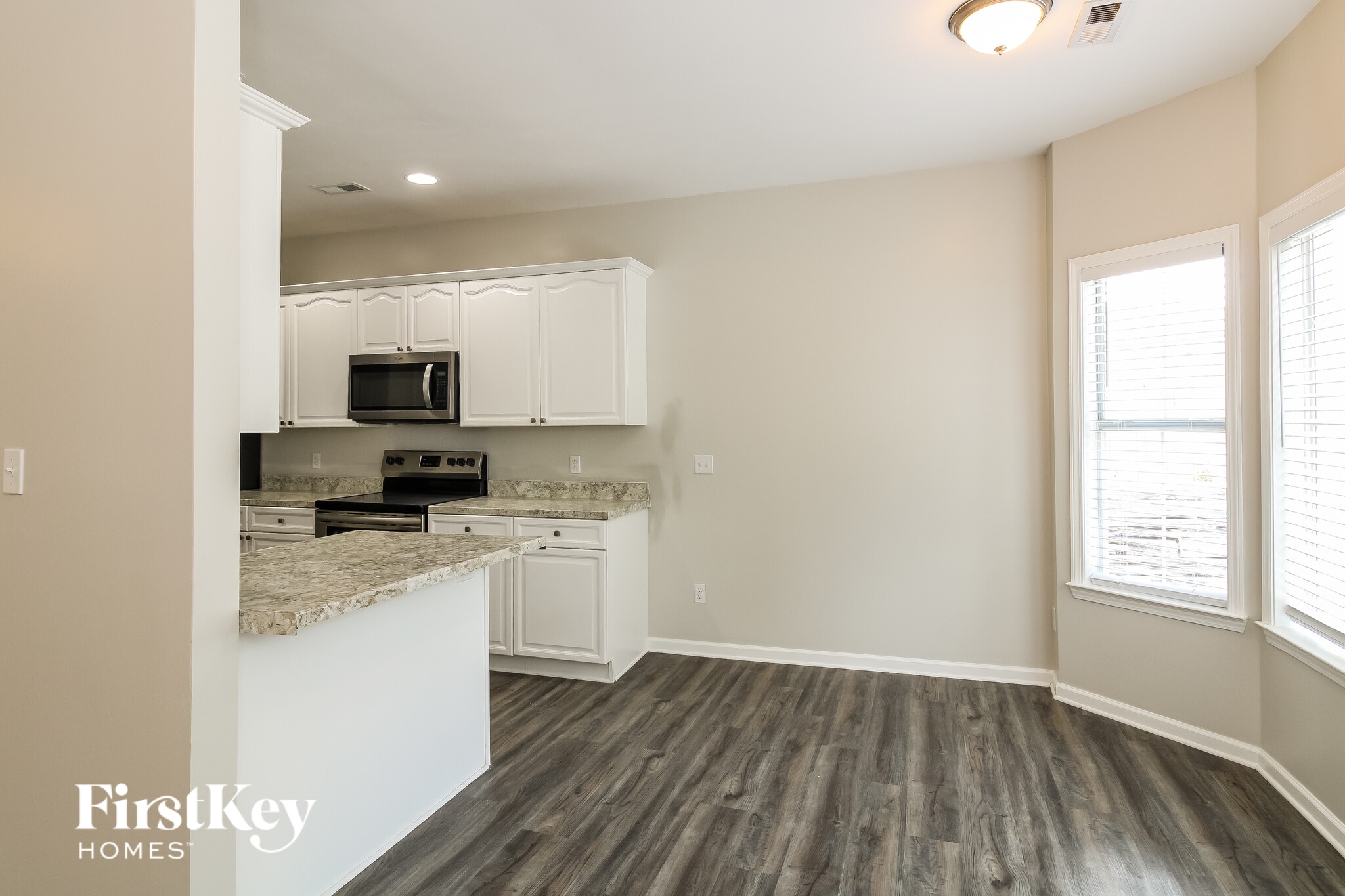 Building Photo - 640 Old Cahaba Dr