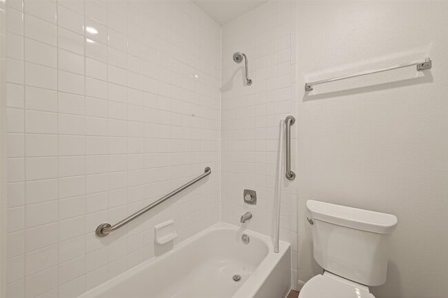 Building Photo - 8801 Hammerly Blvd