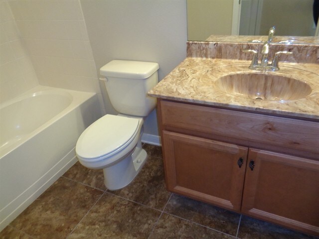 Building Photo - 11640 Palmetto Pine St