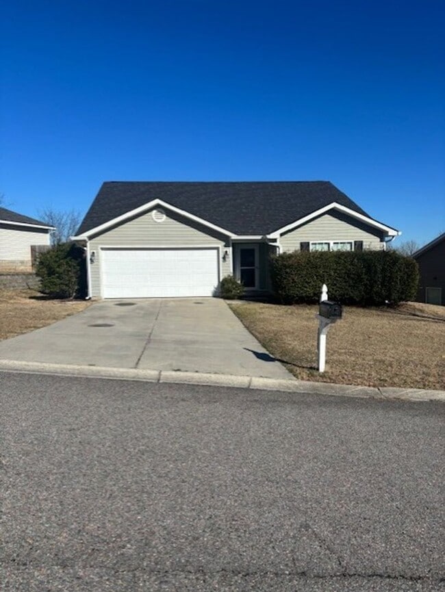 Building Photo - Bright & Beautiful 3BR Ranch in Sage Creek – Open Floor Plan, Fenced Yard & Prime Location!