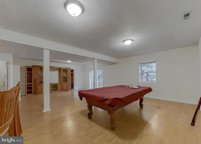 Building Photo - 19825 Fall Ct