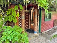 Building Photo - 90 Sixth St