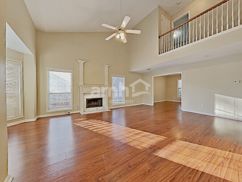 Building Photo - 312 Yarbrough Ct
