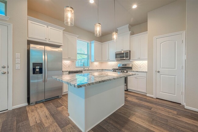 Building Photo - 16111 Northern Cardinal Ln