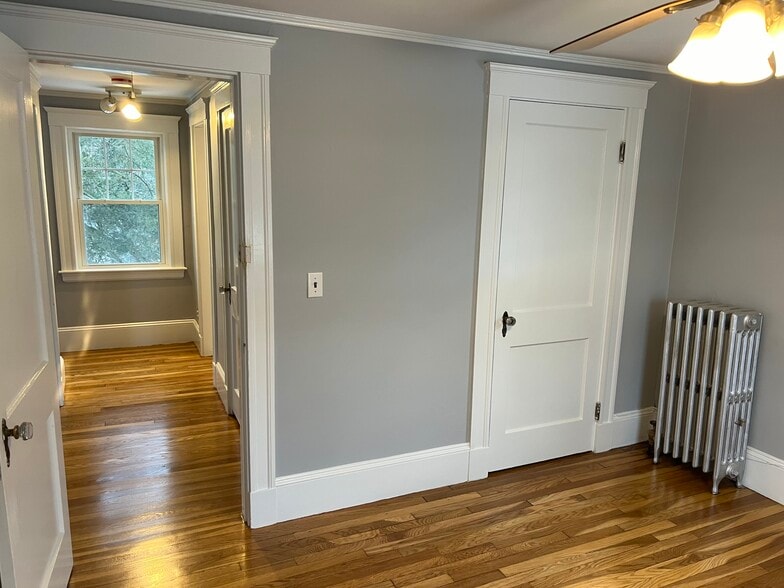 Building Photo - 67 Dunster Ln