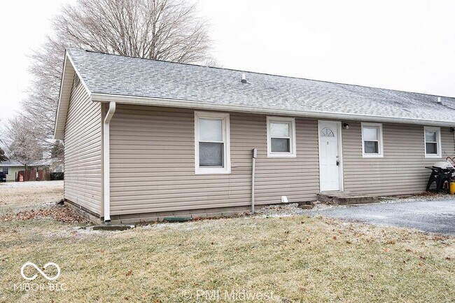 Building Photo - 4881 300W