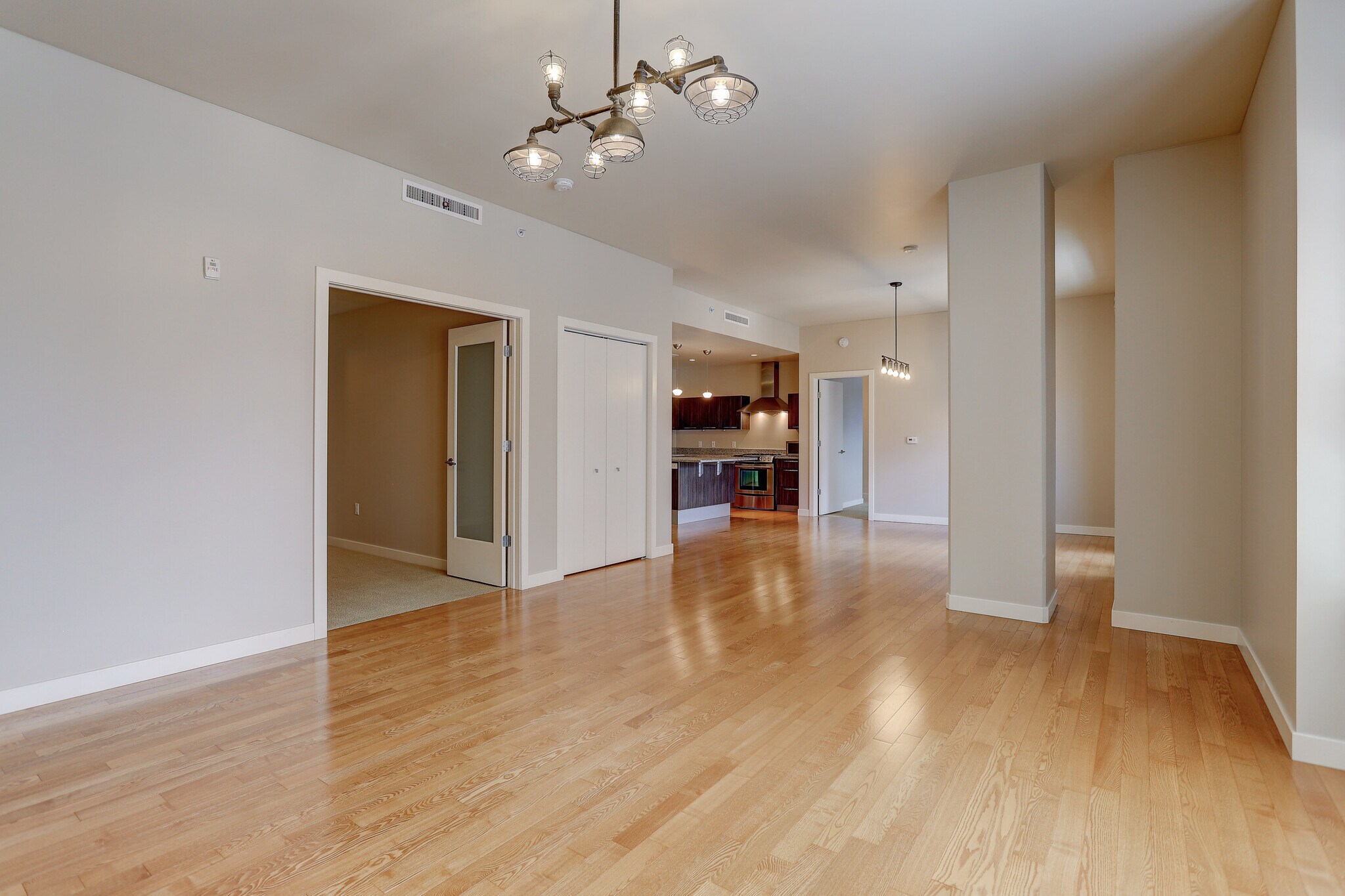 Building Photo - 410 Acoma St