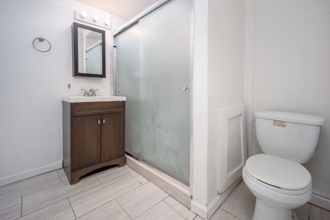 Building Photo - 1013 NW 45th St