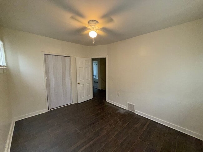 Building Photo - Open House Schedule Mon 9.1.25 @ 12:00pm, ...