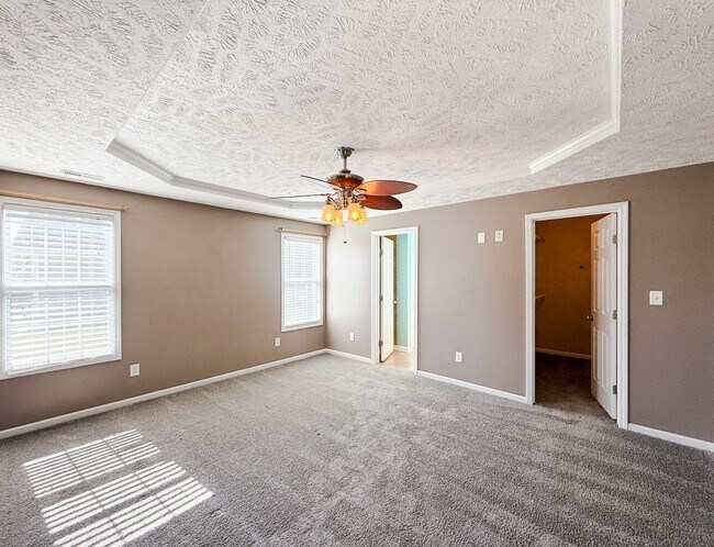 Building Photo - 1904 Yellowbrick Rd