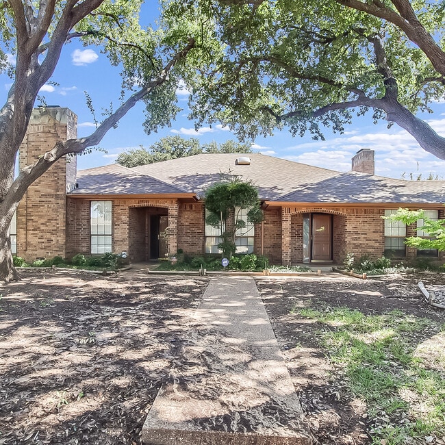Building Photo - 5725 Ridgerock Ct