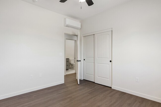 Building Photo - 17491 Granada Dr