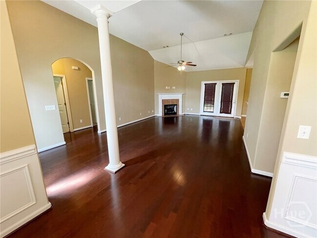 Building Photo - 216 Carlisle Way