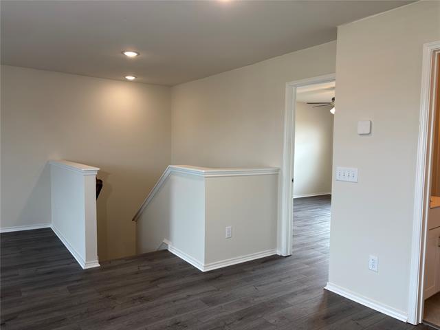 Building Photo - 507 Goldenrod Ln