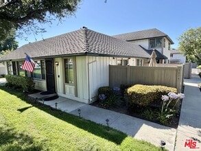 Building Photo - 1676 Orinda Ct