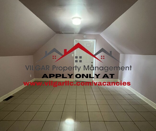 Building Photo - 4842 Northcote Ave