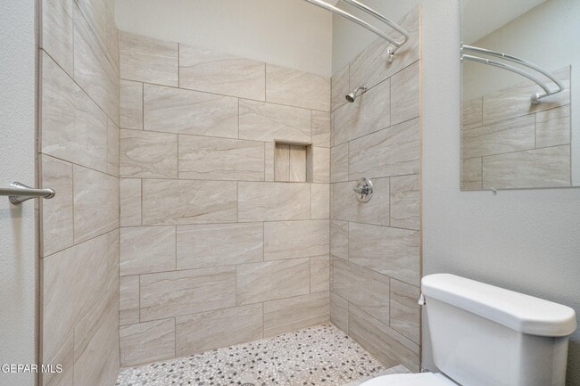 Building Photo - 233 Atlantic Rd