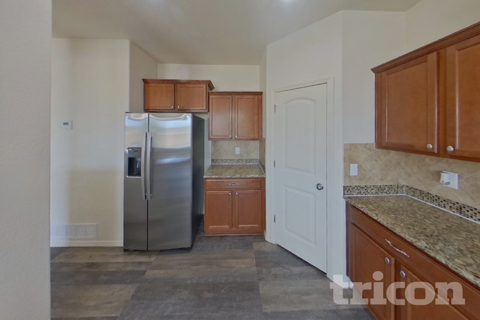 Building Photo - 5425 Barnstormers Ave