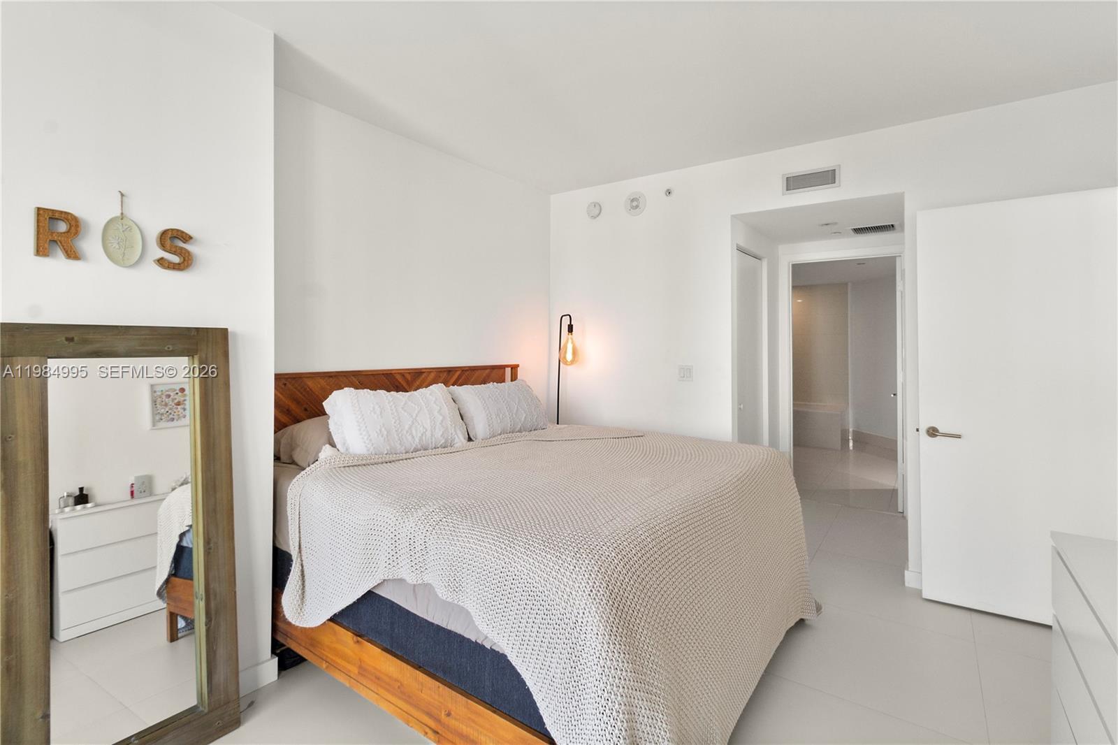 Building Photo - 1300 S Miami Ave