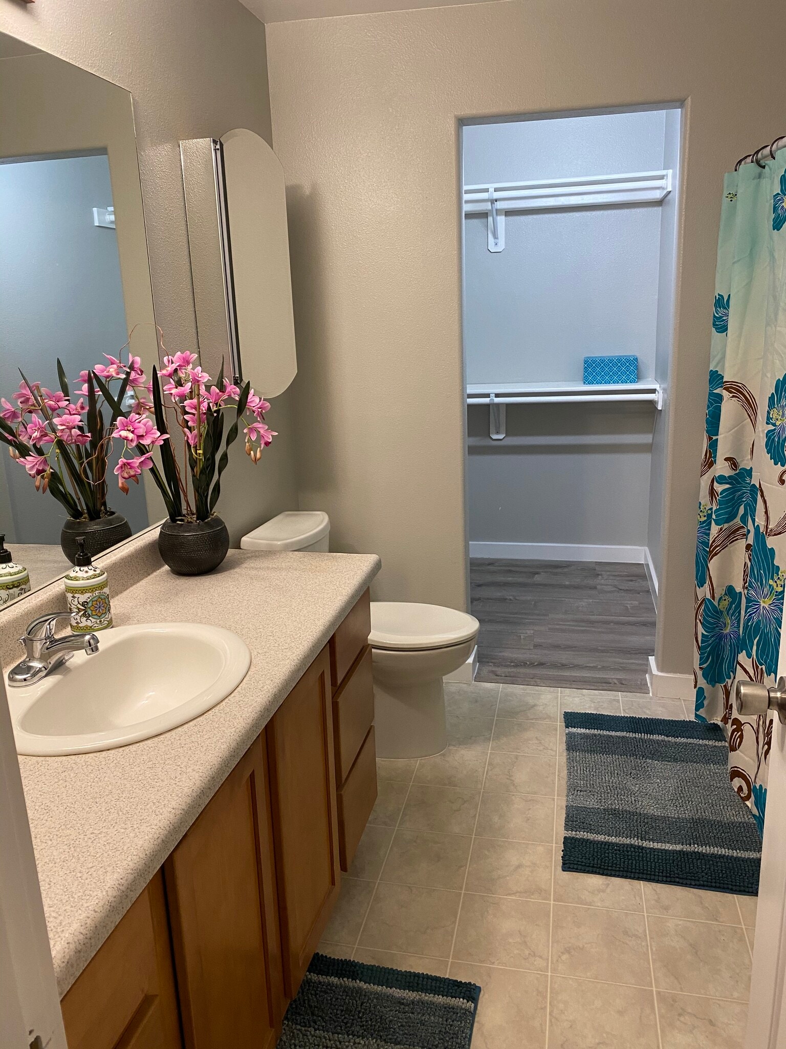 Master Bathroom - 123 E Potter Dr