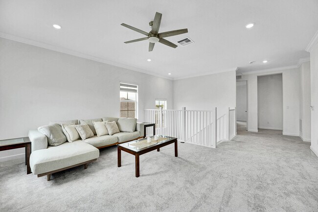 Building Photo - 601 Hookline Cir