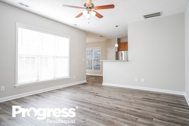 Building Photo - 1932 Shadow Glen Dr