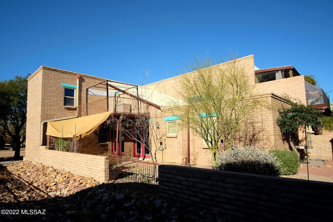 Building Photo - 10514 E Seven Generations Way