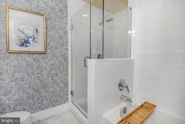 Building Photo - 1209 13th St NW