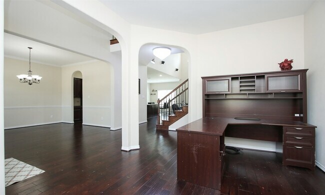 Building Photo - 27019 Drybank Creek Ln