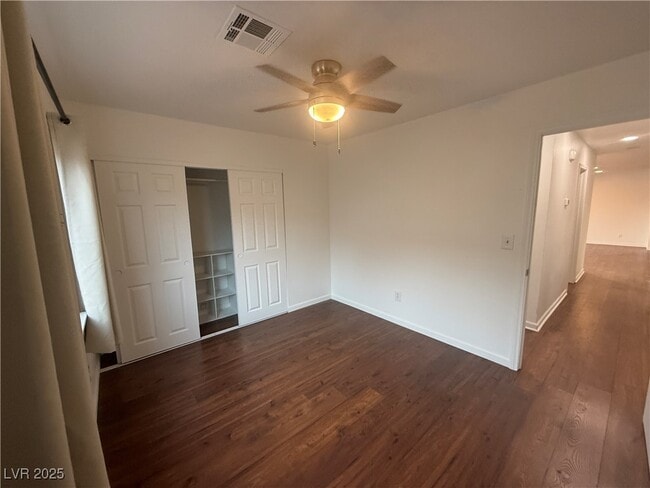 Building Photo - 1502 Christina Dr