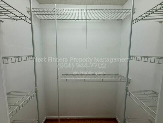 Building Photo - 10200 Belle Rive Blvd