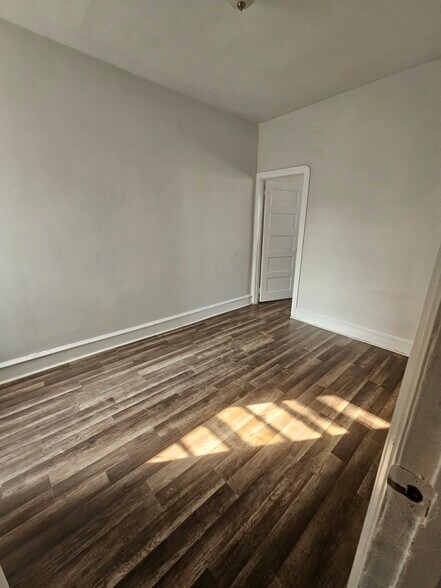Building Photo - 2055 E Venango St