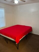 Building Photo - 474 Regency Park Dr