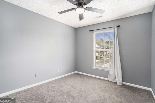 Building Photo - 74 Slate Dr