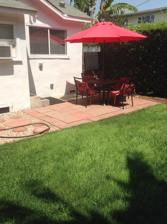 Back Yard - 1006 N Genesee Ave