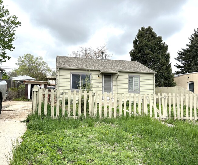 Primary Photo - 19 S Meade St