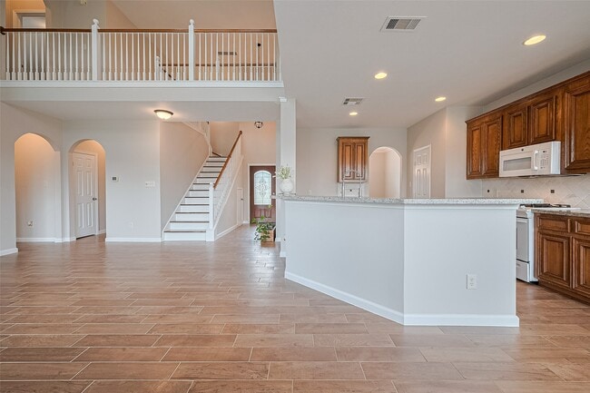Building Photo - 20834 Avery Cove Ln