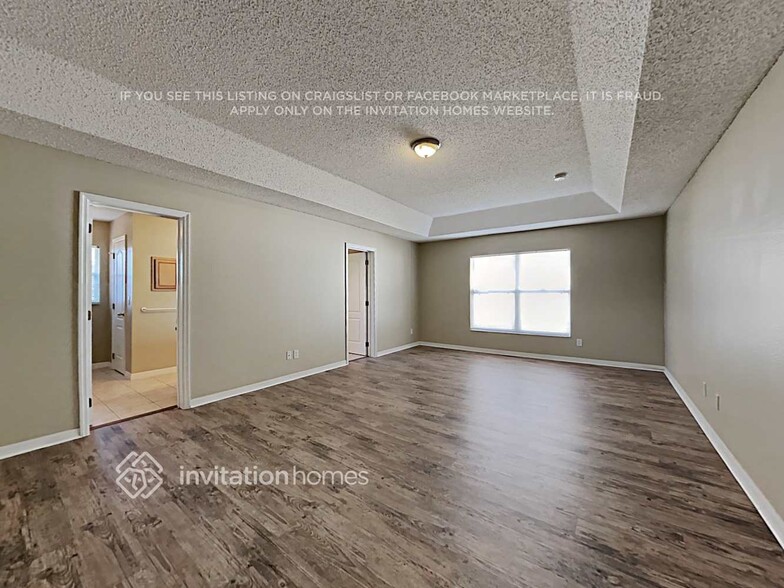 Building Photo - 1266 N Ridge Blvd