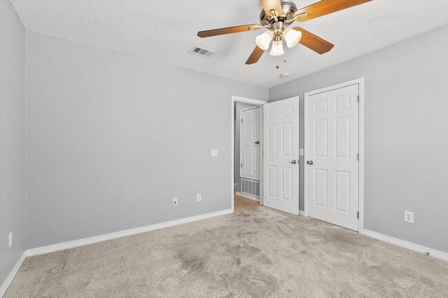 Building Photo - 7464 Autumn Trace Blvd