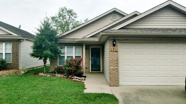 Building Photo - 121 Blue Heron Pl