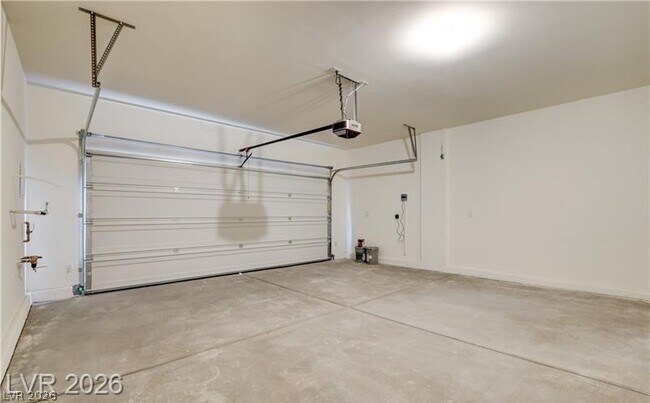 Building Photo - 10293 Sequoia Fls Pl