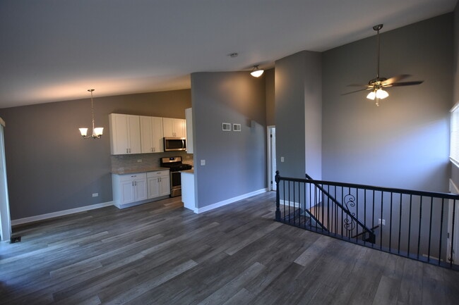 Building Photo - 45 Salt Creek Rd