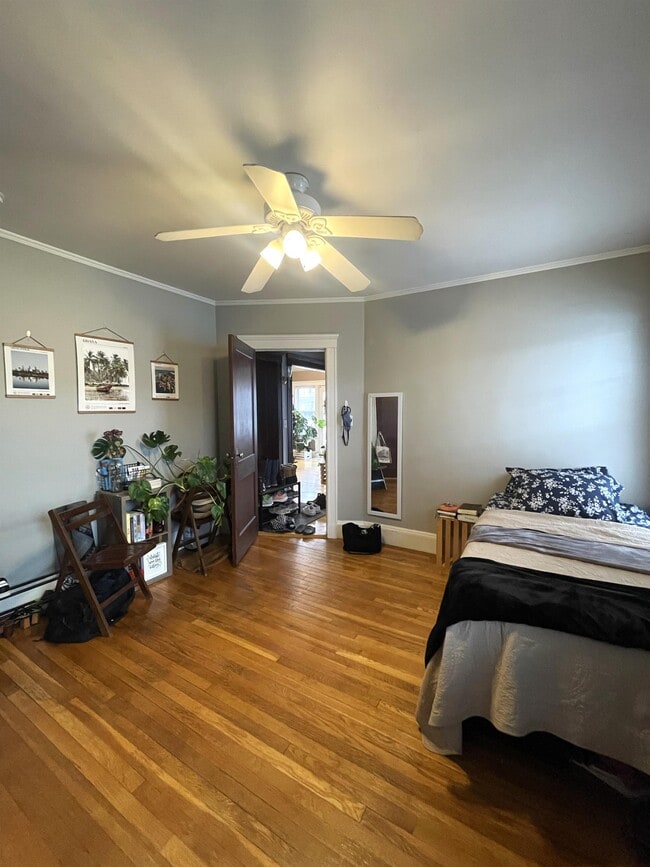 Building Photo - 16 Halifax St