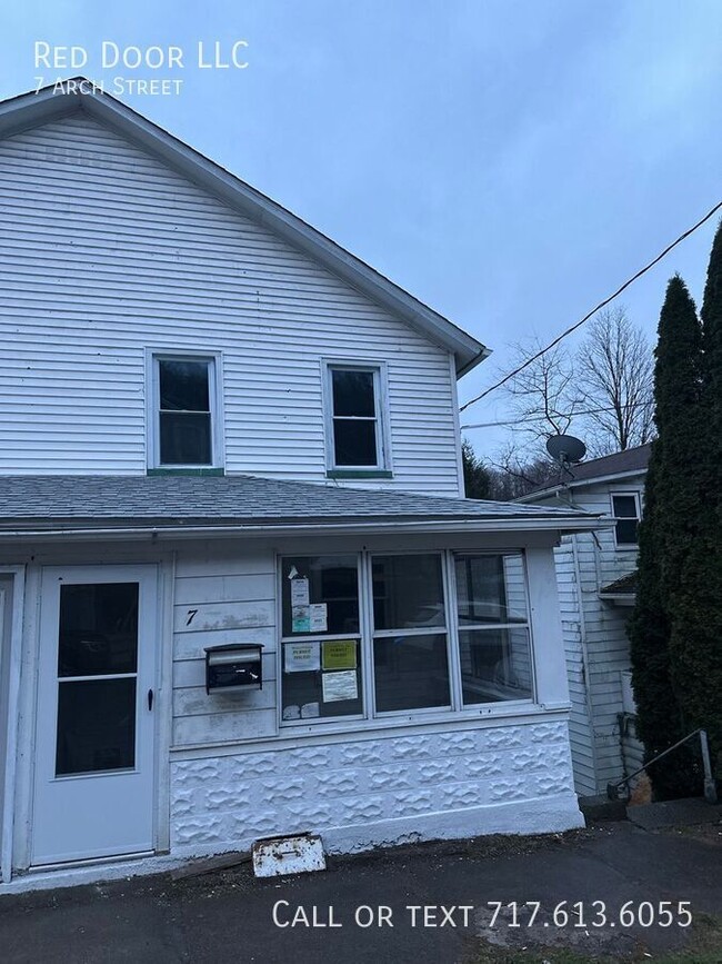 Primary Photo - 7 Arch St